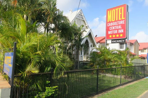 Caboolture Central Motor Inn, SureStay Collection - Nelson Bay Accommodation.com 1