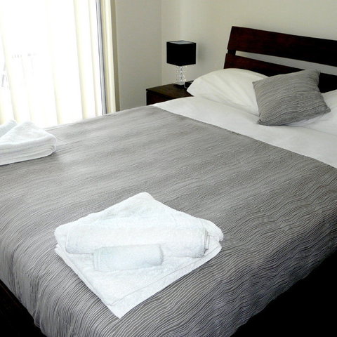Direct Hotels - Monterey Moranbah - Accommodation Nelson Bay 1