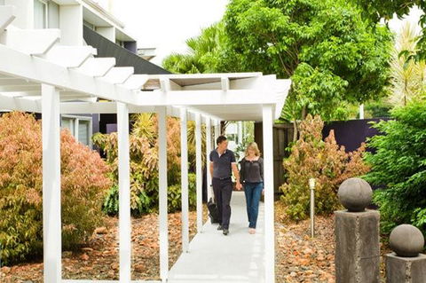 Rocklea International Hotel - Accommodation Nelson Bay 1