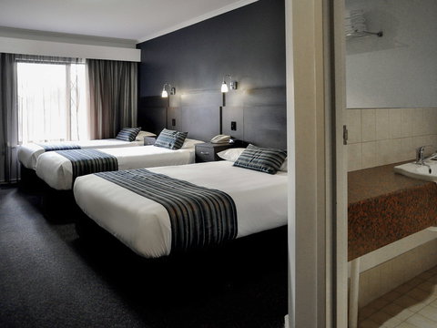 Ibis Styles Adelaide Manor - Accommodation Nelson Bay 1