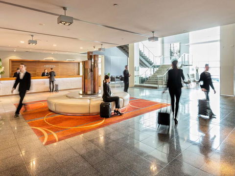 PARKROYAL Melbourne Airport - Accommodation Nelson Bay 2