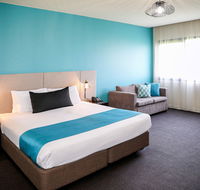 Mantra Melbourne Melton - Accommodation Nelson Bay