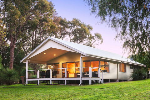 Acacia Chalets Margaret River - Accommodation Nelson Bay 0
