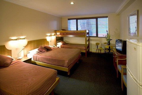 Capital Executive Apt Hotel Canberra - Accommodation Nelson Bay 2