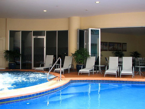 MacArthur Chambers - Accommodation Nelson Bay 2