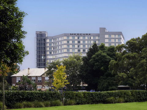 Mercure Sydney Bankstown - Accommodation Nelson Bay 1