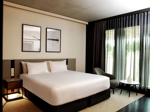 A By Adina Canberra - Accommodation Nelson Bay 7