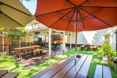Nightcap At Regents Park Hotel - Accommodation Nelson Bay 9