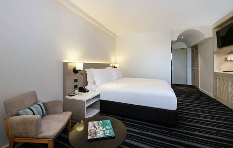DoubleTree by Hilton Esplanade Darwin - Accommodation Nelson Bay 16