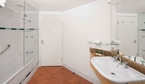 Mantra On The Esplanade - Accommodation Nelson Bay 2