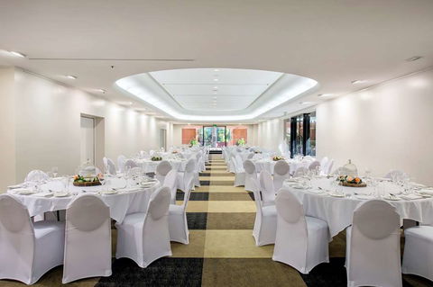 DoubleTree By Hilton Esplanade Darwin - Accommodation Nelson Bay 9