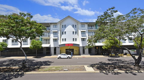 Metro Advance Apartments & Hotel - Accommodation Nelson Bay 0