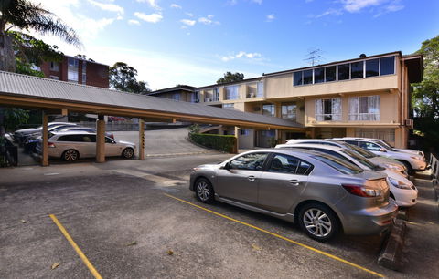 Twin Towers Inn - Accommodation Nelson Bay 1