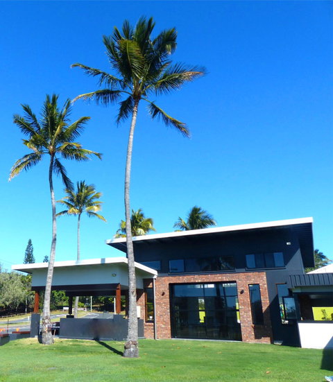 Mackay Seabreeze Apartments - Nelson Bay Accommodation.com 2