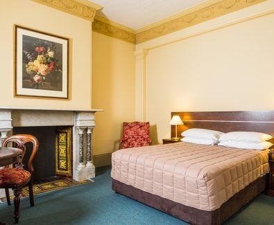 Avonmore on the Park - Nelsons Bay Accommodation 0