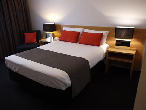Alpha Hotel Canberra - Accommodation Nelson Bay 0