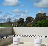 Lindenwarrah Hotel - Accommodation Nelson Bay