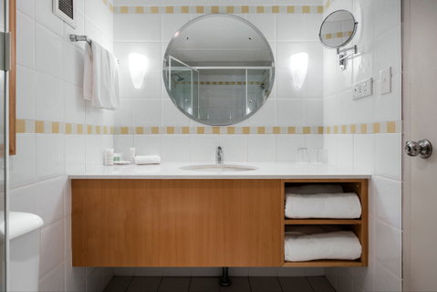 Crowne Plaza Perth - Accommodation Nelson Bay 6