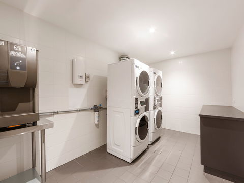 Mercure Canberra Belconnen - Accommodation Nelson Bay 14