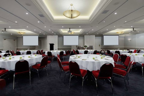 Rydges Newcastle - Accommodation Nelson Bay 6