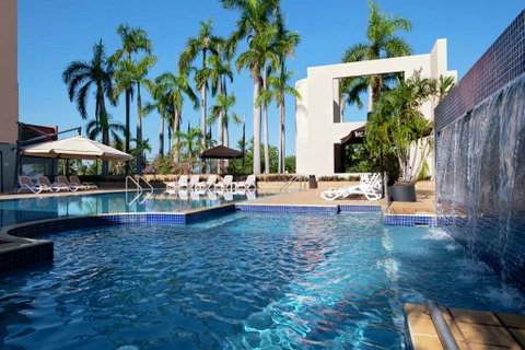 DoubleTree by Hilton Esplanade Darwin - Accommodation Nelson Bay 7