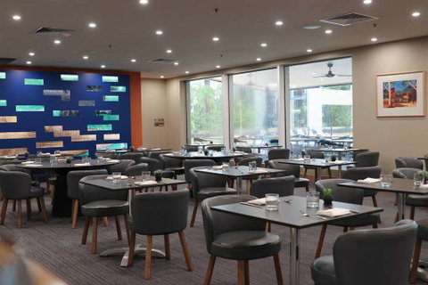 DoubleTree by Hilton Esplanade Darwin - Accommodation Nelson Bay 12