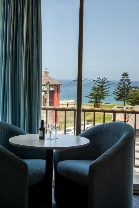 Alloggio Newcastle Beach Hotel - Accommodation Nelson Bay 1