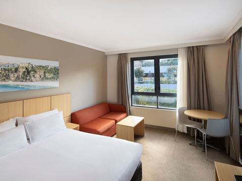 Mercure Sydney Manly Warringah - Accommodation Nelson Bay 2