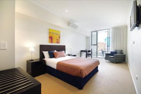 Macquarie Waters Boutique Apartment Htl - Accommodation Nelson Bay 2