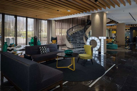 QT Canberra - Accommodation Nelson Bay 2