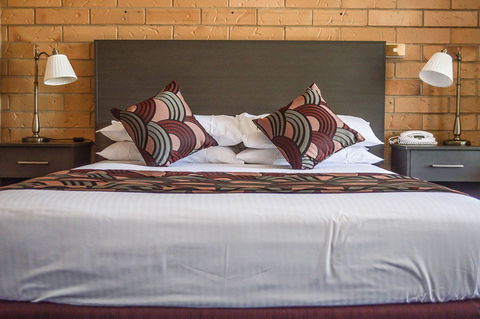 North Parkes Motel - Accommodation Nelson Bay 2