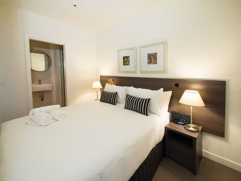 WRAP on Southbank - Accommodation Nelson Bay 2