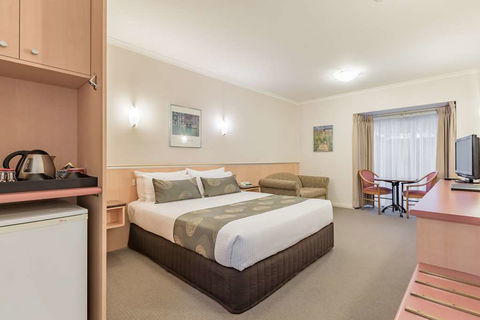 Waverley International Hotel - Accommodation Nelson Bay 1