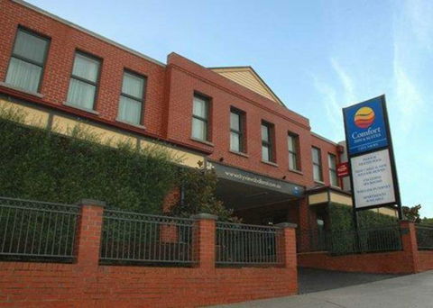 Comfort Inn & Suites City Views - Accommodation Nelson Bay 0