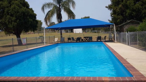 Jacaranda Motor Lodge - Nelson Bay Accommodation.com 2
