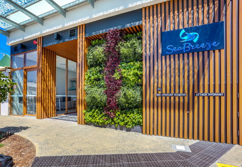 Direct Hotels - Sea Breeze - Accommodation Nelson Bay 1