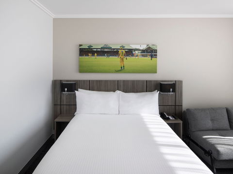 Mercure Sydney Bankstown - Accommodation Nelson Bay 10
