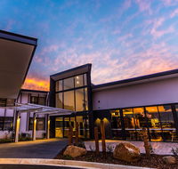 The Remington Orange - Accommodation Nelson Bay