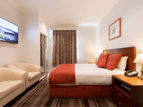 Mercure Canberra Hotel - Accommodation Nelson Bay 4
