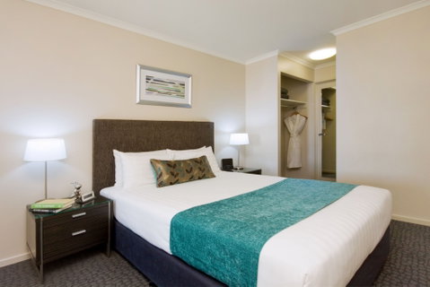Pacific Suites Canberra - Accommodation Nelson Bay 4