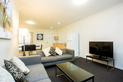 Coral Cay Resort Motor Inn - Accommodation Nelson Bay 1