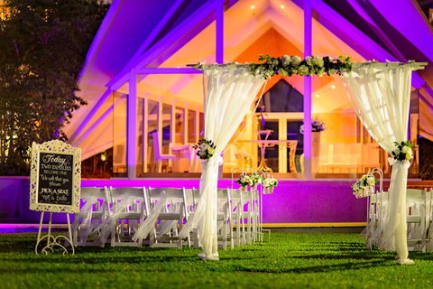 Hilton Cairns - Accommodation Nelson Bay 9