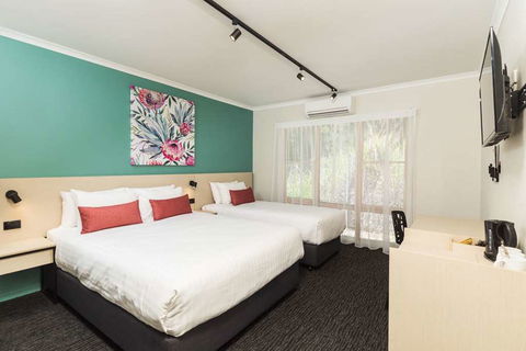 NIghtcap At Balaclava Hotel - Accommodation Nelson Bay 12