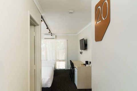 NIghtcap At Balaclava Hotel - Accommodation Nelson Bay 16