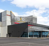 Rydges Pit Lane Hotel - Accommodation Nelson Bay