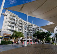 Oaks Waterfront Resort - Accommodation Nelson Bay