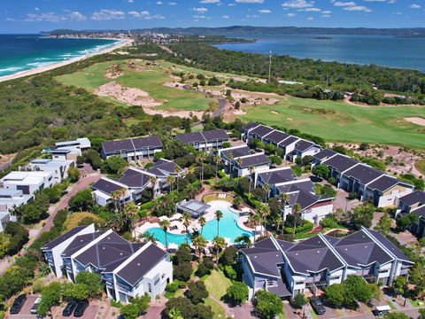 Pullman Magenta Shores Resort - Accommodation Nelson Bay 0
