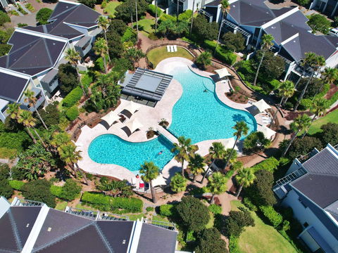 Pullman Magenta Shores Resort - Accommodation Nelson Bay 1