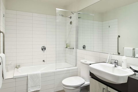 Punthill Essendon Grand - Accommodation Nelson Bay 2