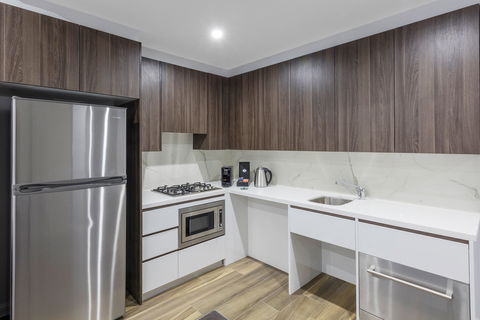 Meriton Serviced Apartments North Sydney - Accommodation Nelson Bay 2